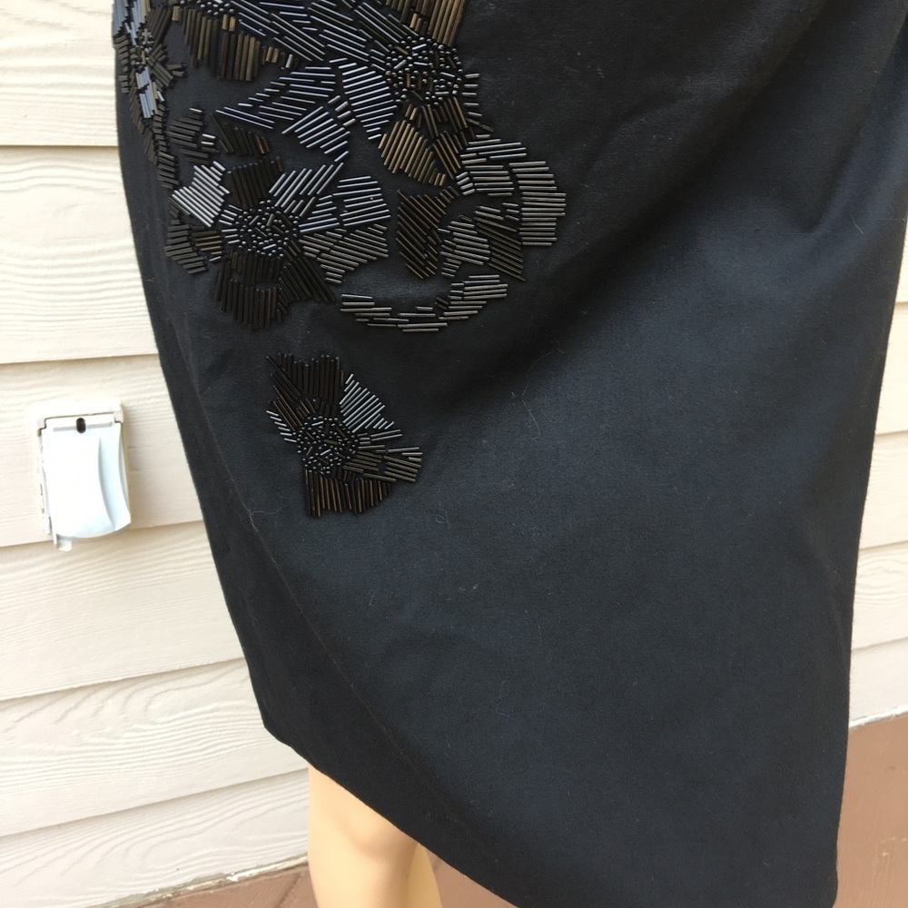 Dkny skirt size 6 black